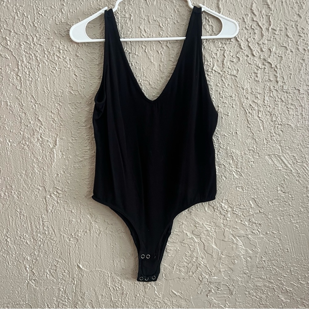 ⭐️ Alfani Black V-Neck Bodysuit